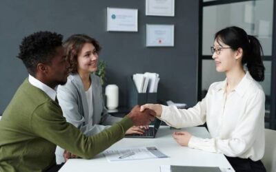 Jak skutecznie pozyskiwać klientów w banku bez nachalnej sprzedaży?