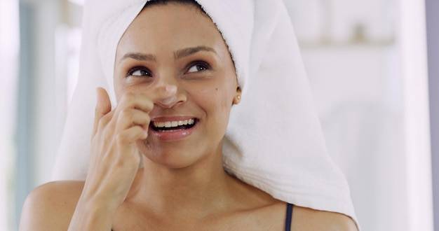 Domowe sposoby na zmniejszenie porów na twarzy